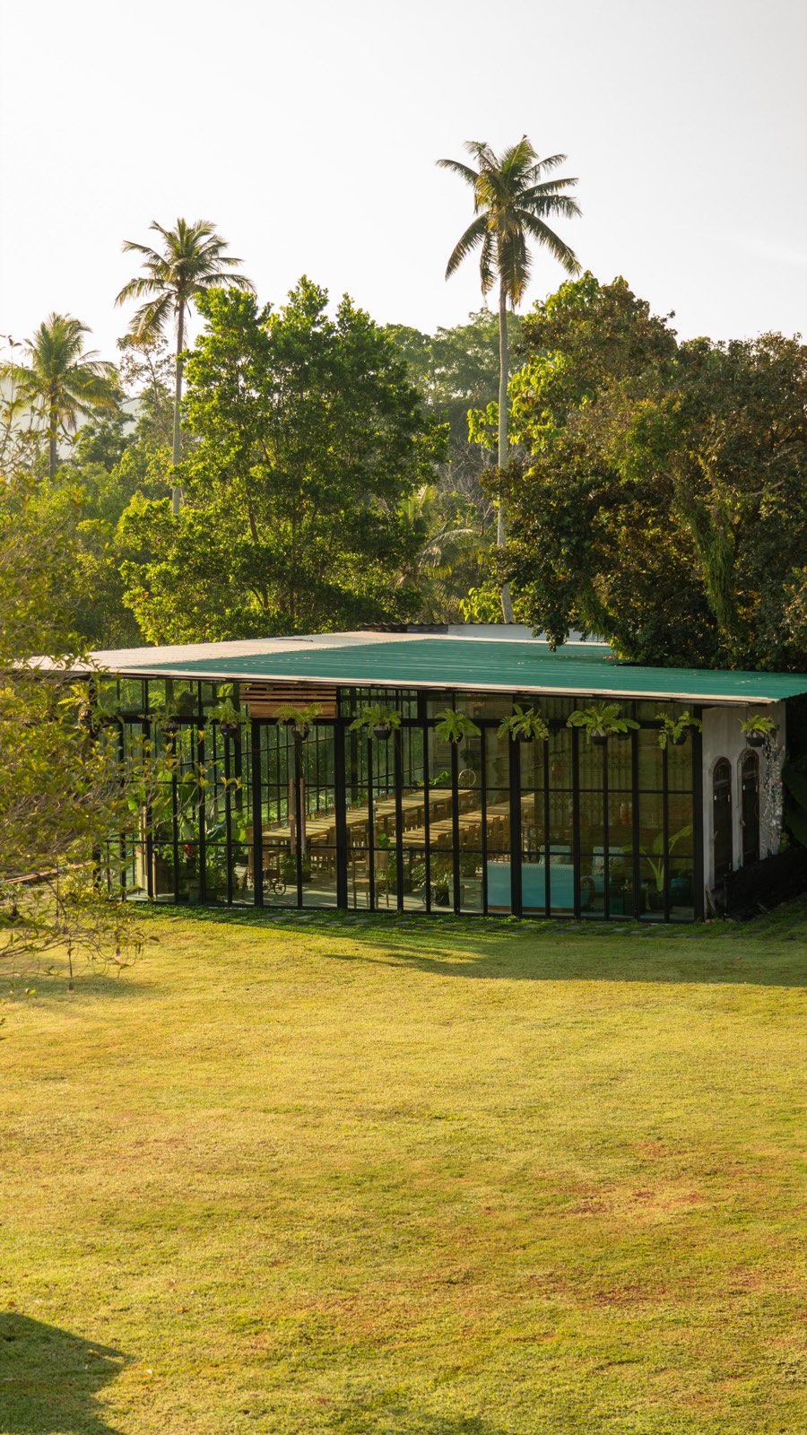 Wo-Ai-Ni glass house function room at Baan Ar-Jor