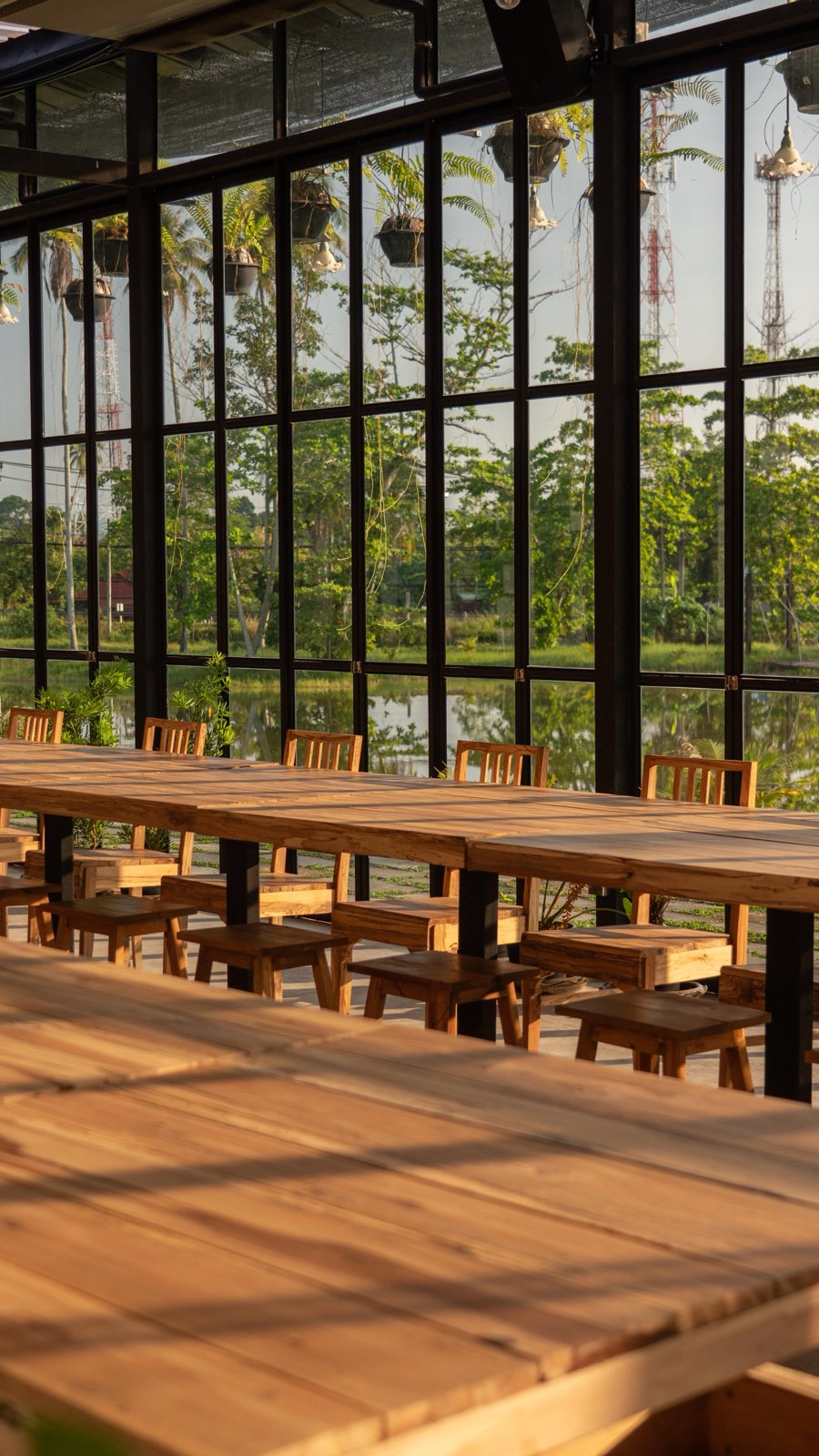 Wo-Ai-Ni glass house function room at Baan Ar-Jor